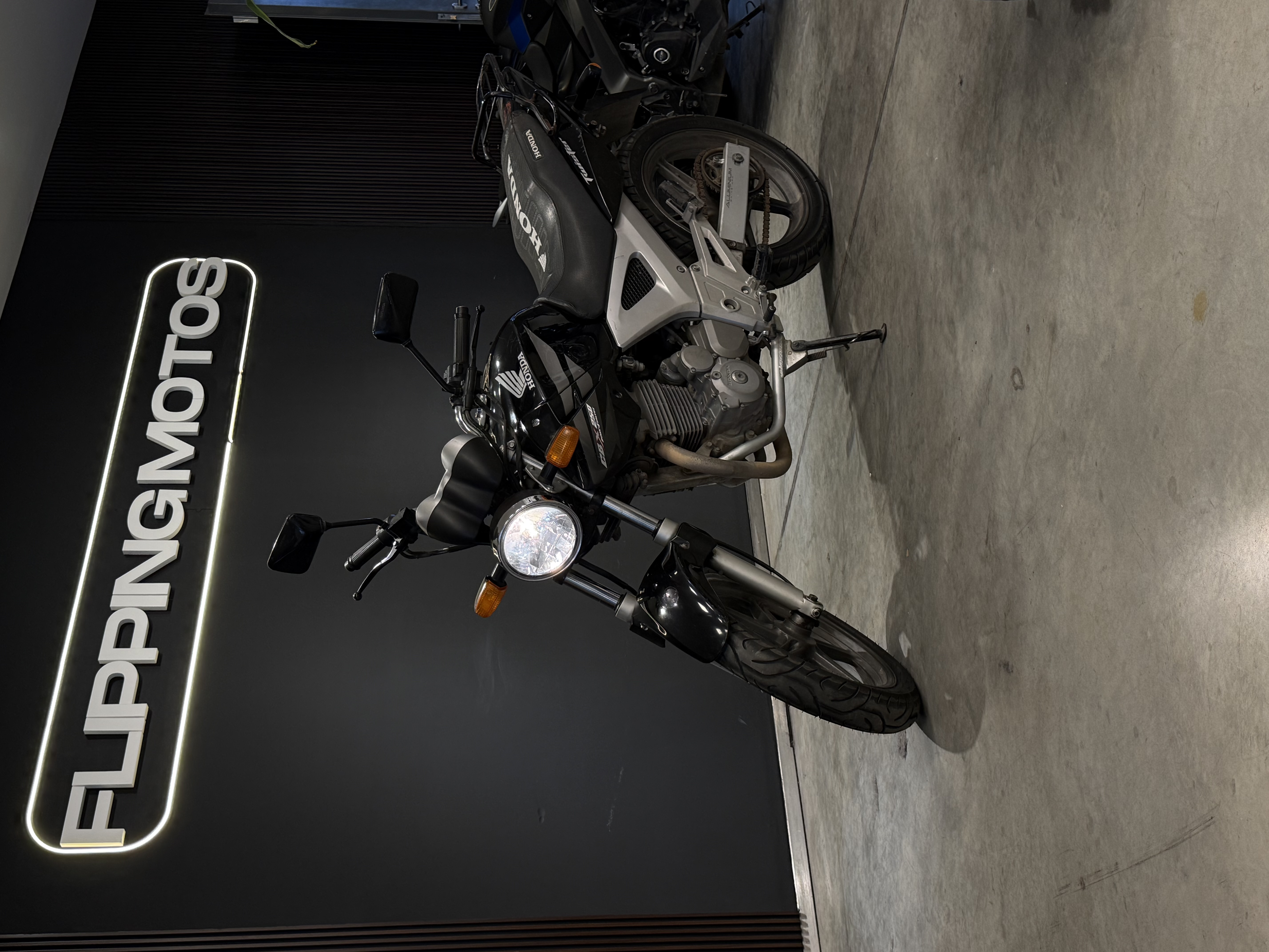 HONDA CBX250