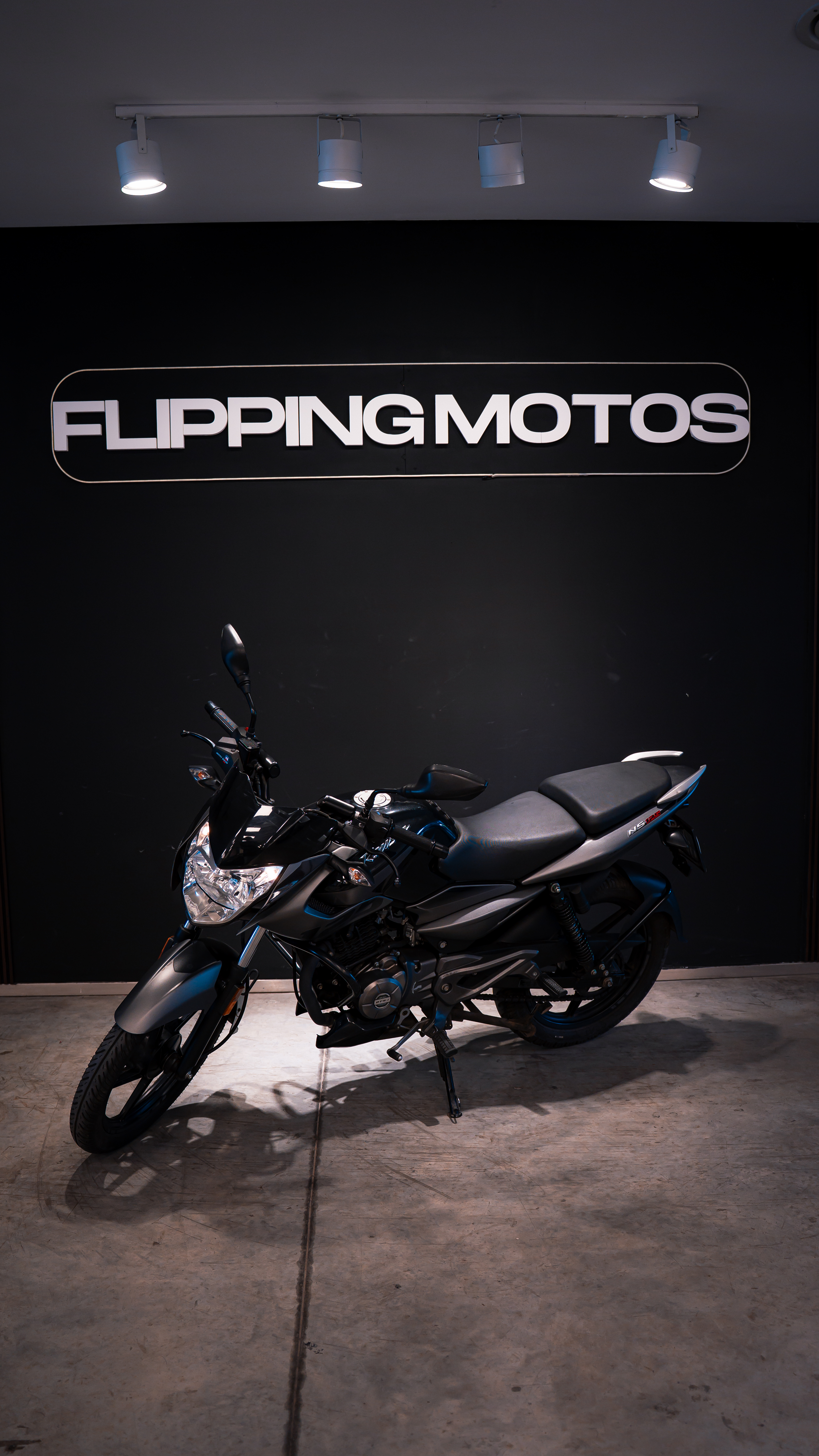 Bajaj Rouser