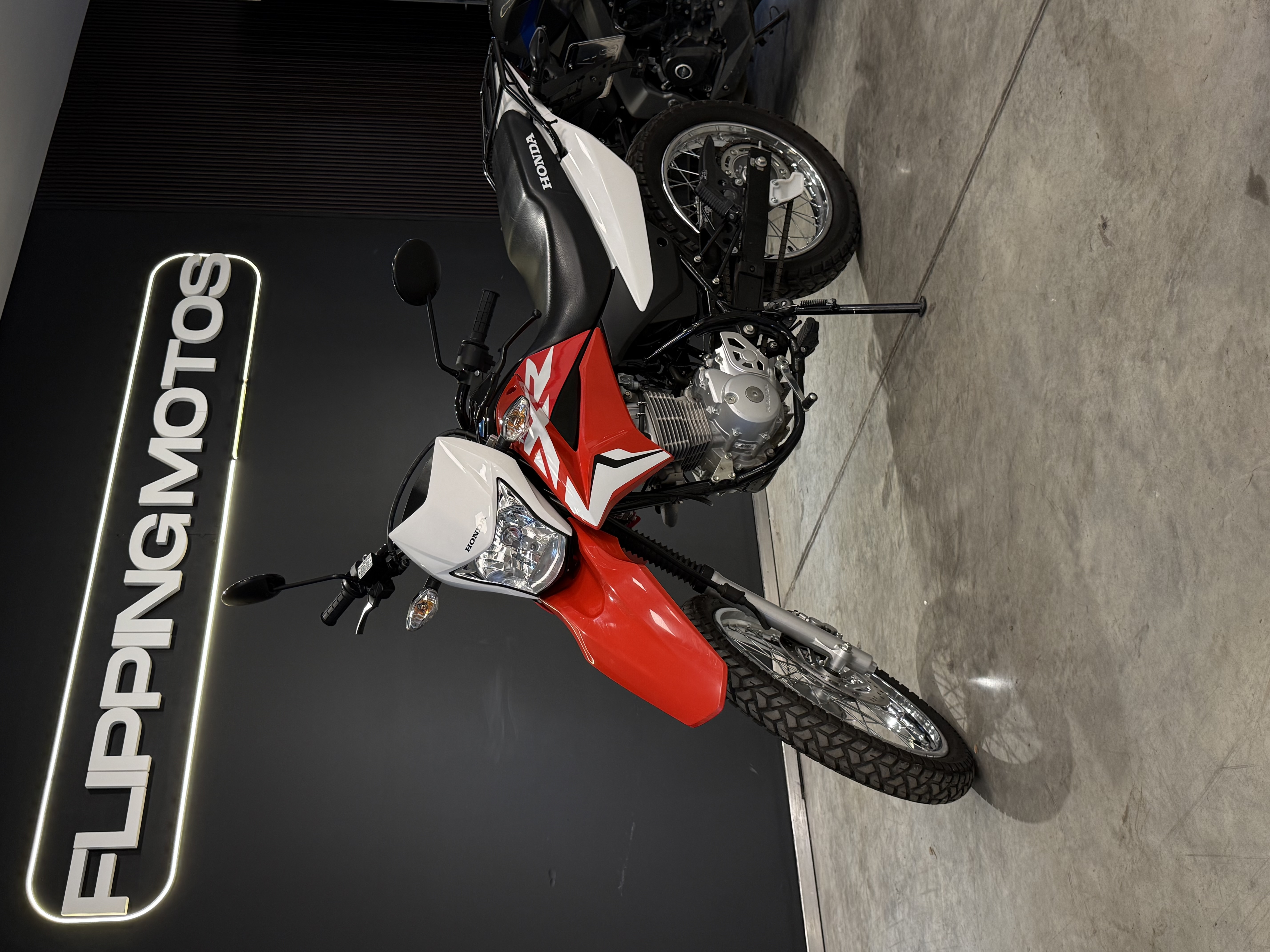 HONDA XR