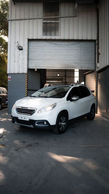 PEUGEOT 2008