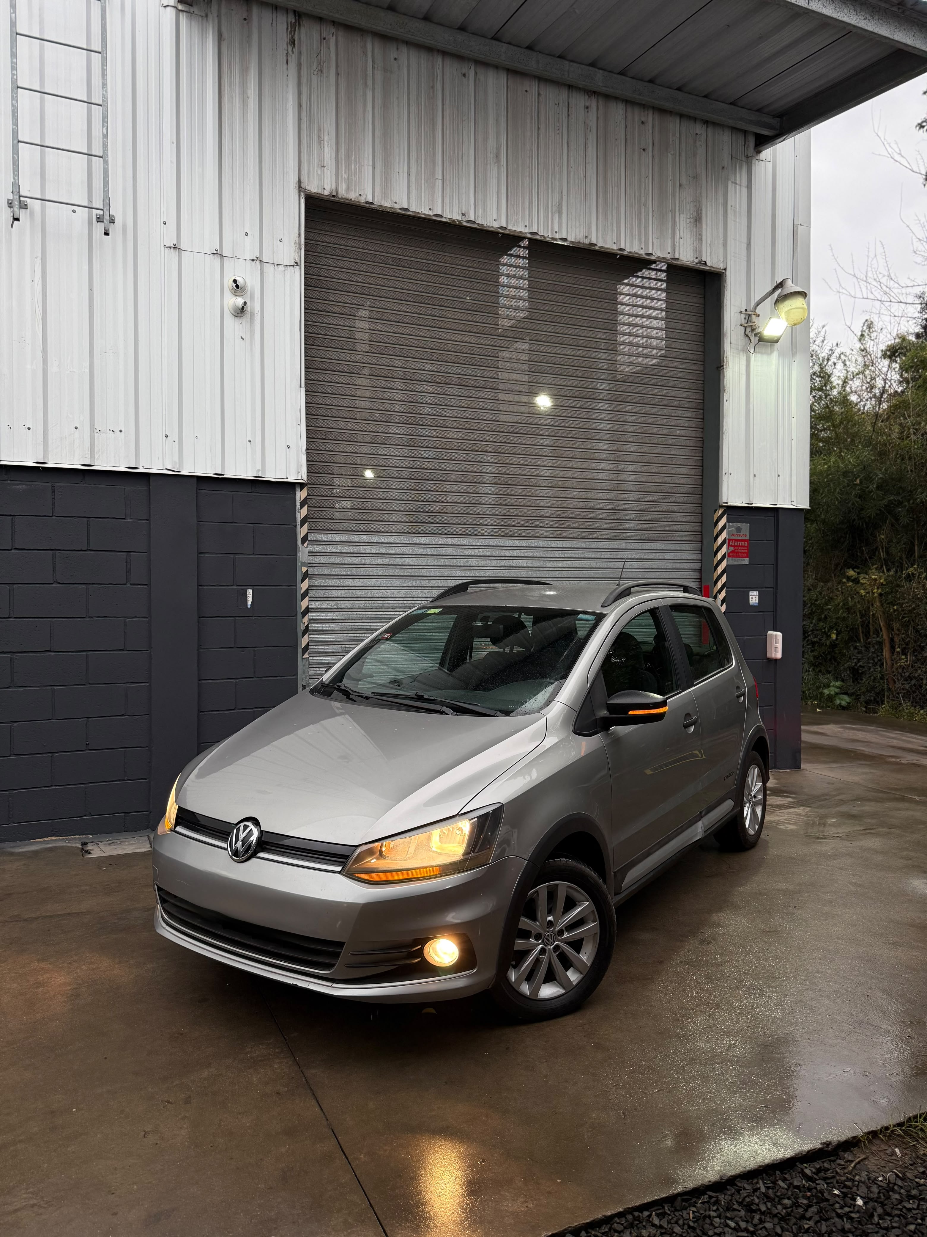 VOLKSWAGEN FOX