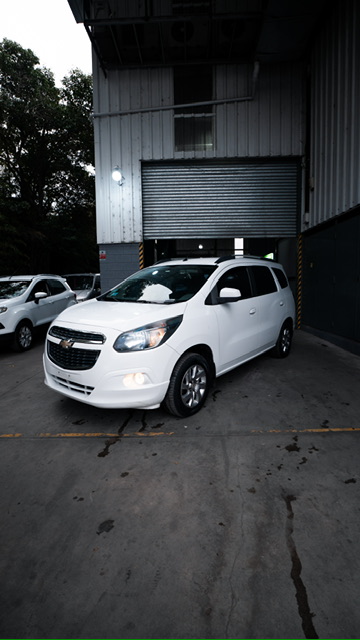 CHEVROLET Spin