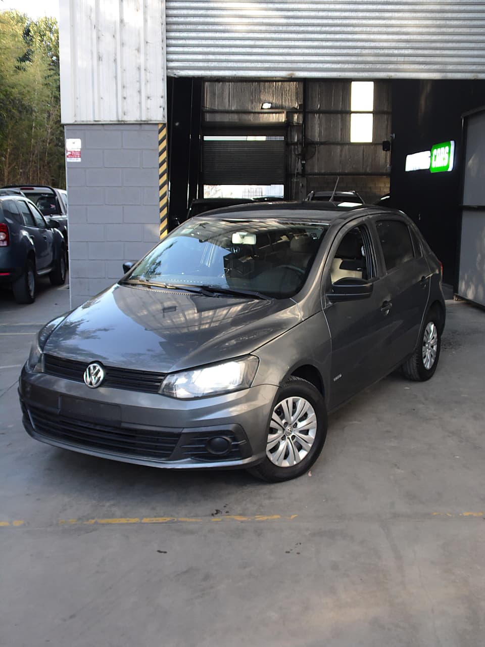 VOLKSWAGEN Gol Trend