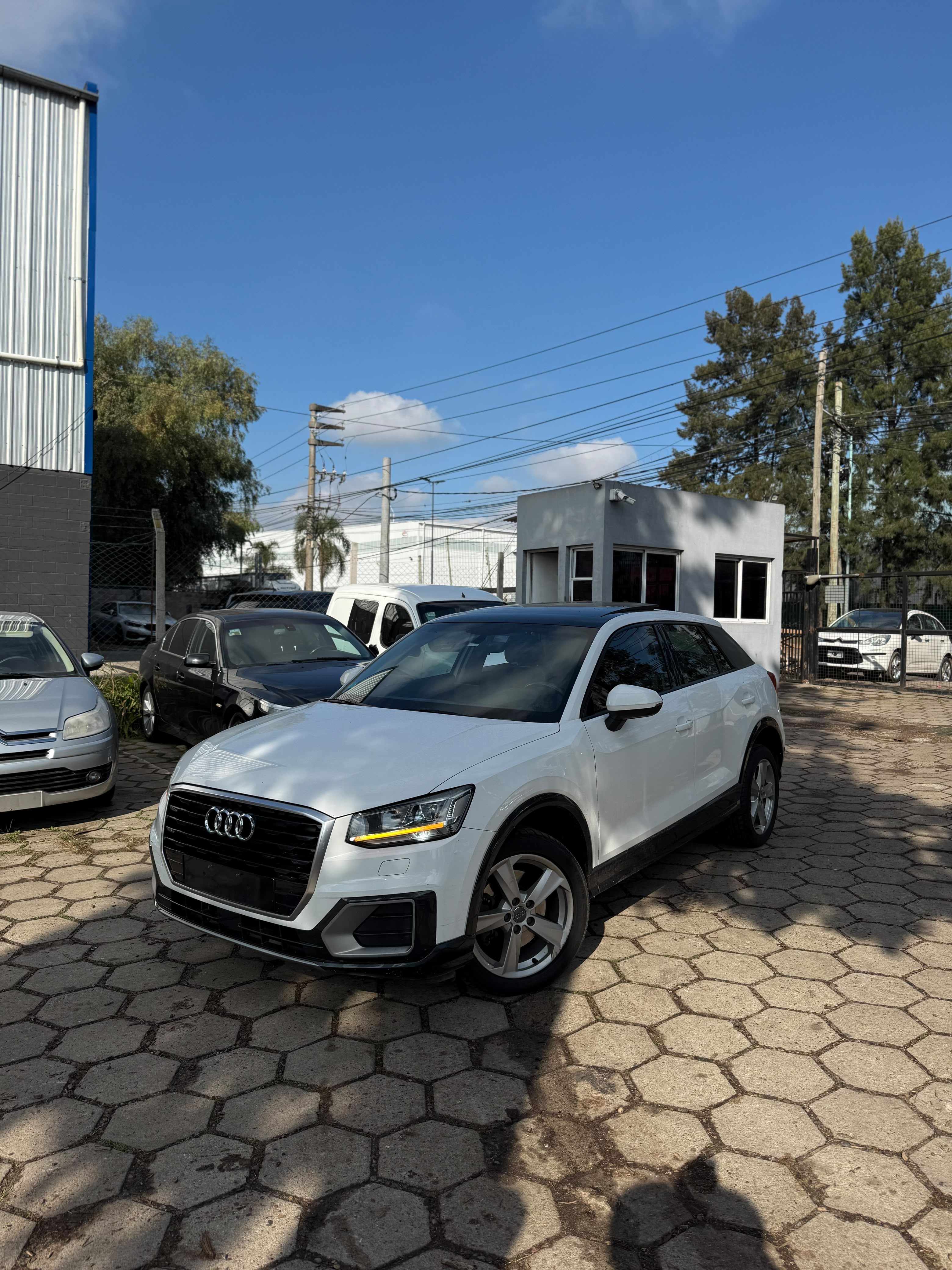 AUDI Q2