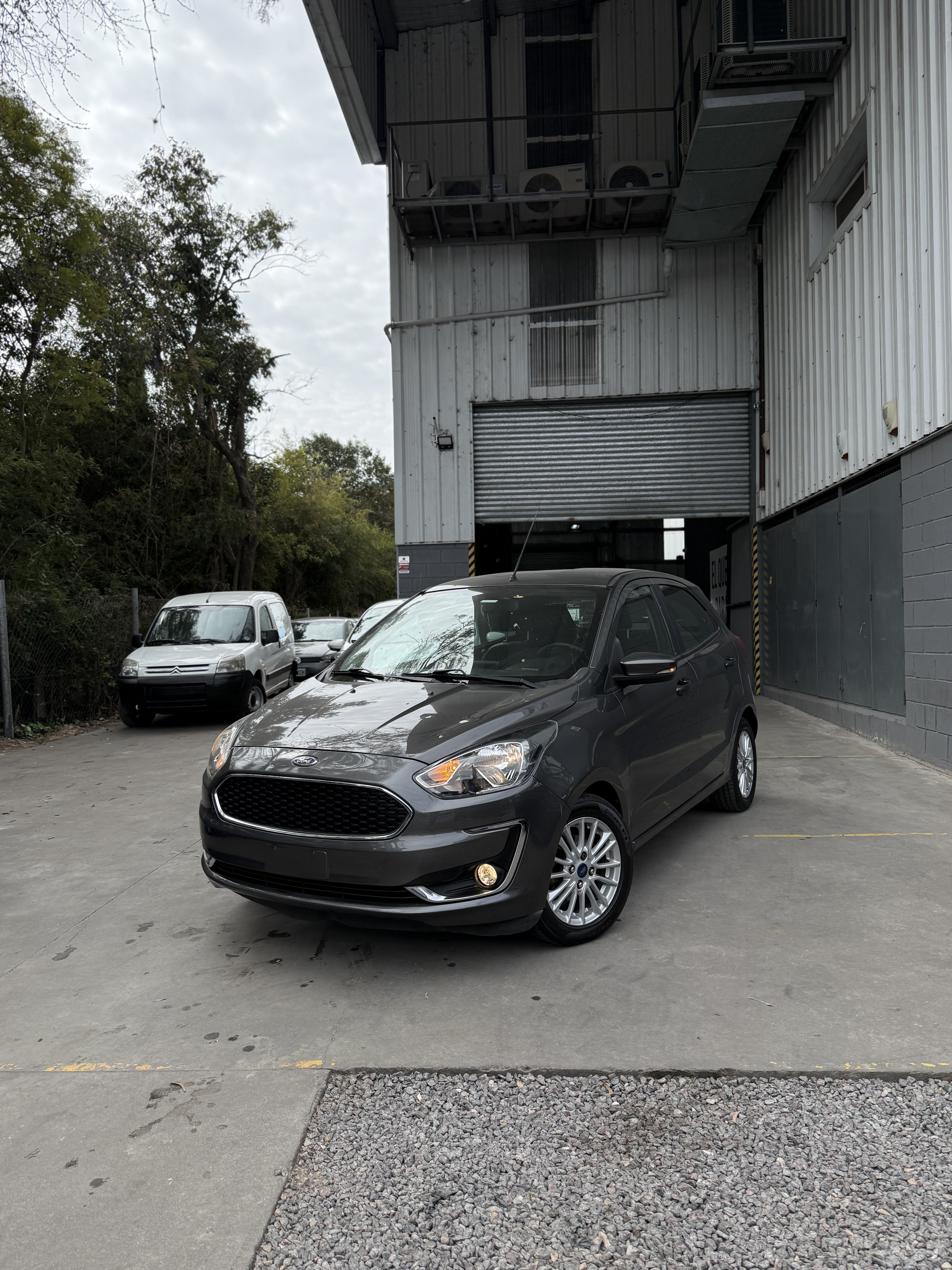 FORD KA