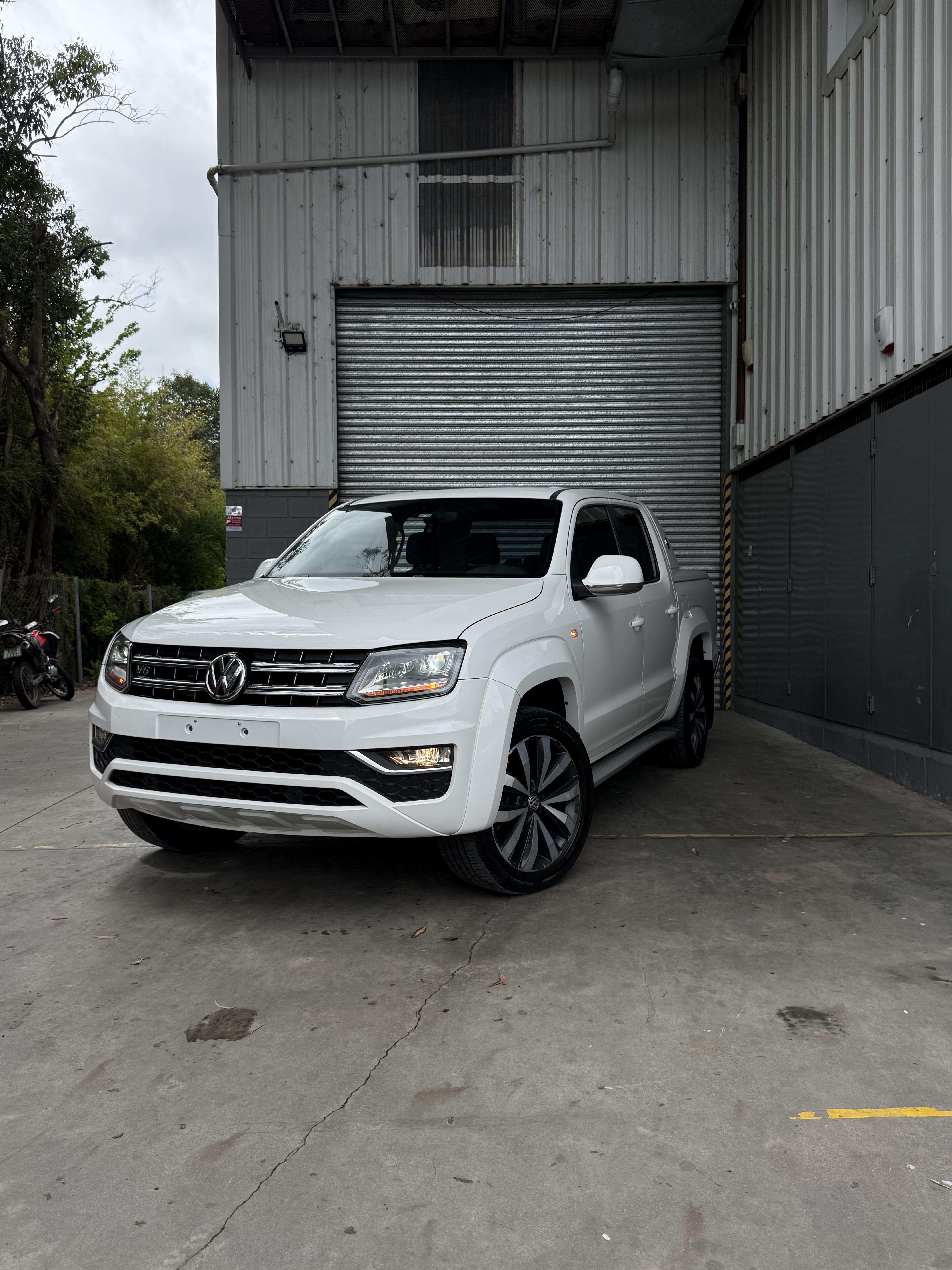 VOLKSWAGEN AMAROK