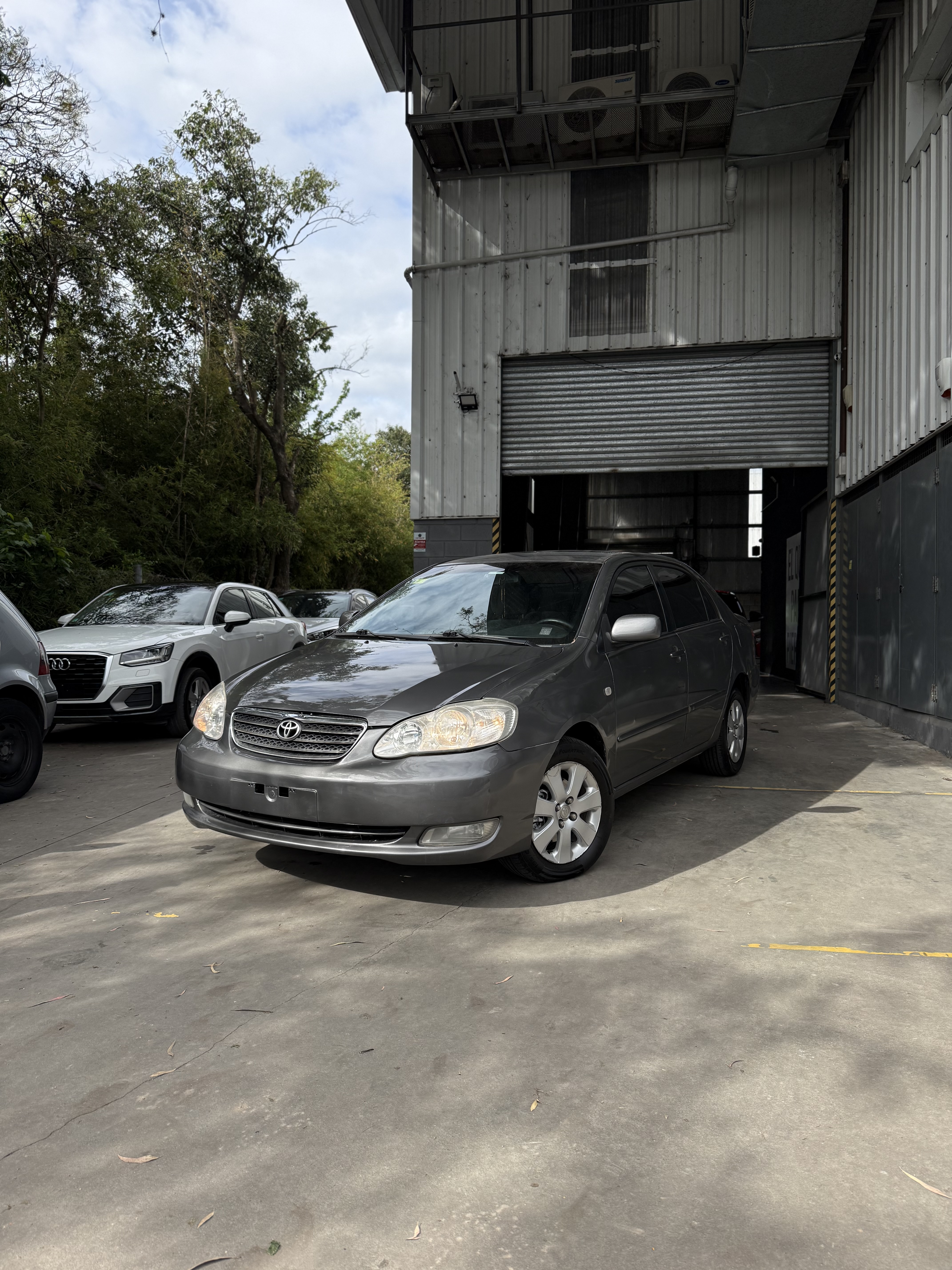 TOYOTA COROLLA