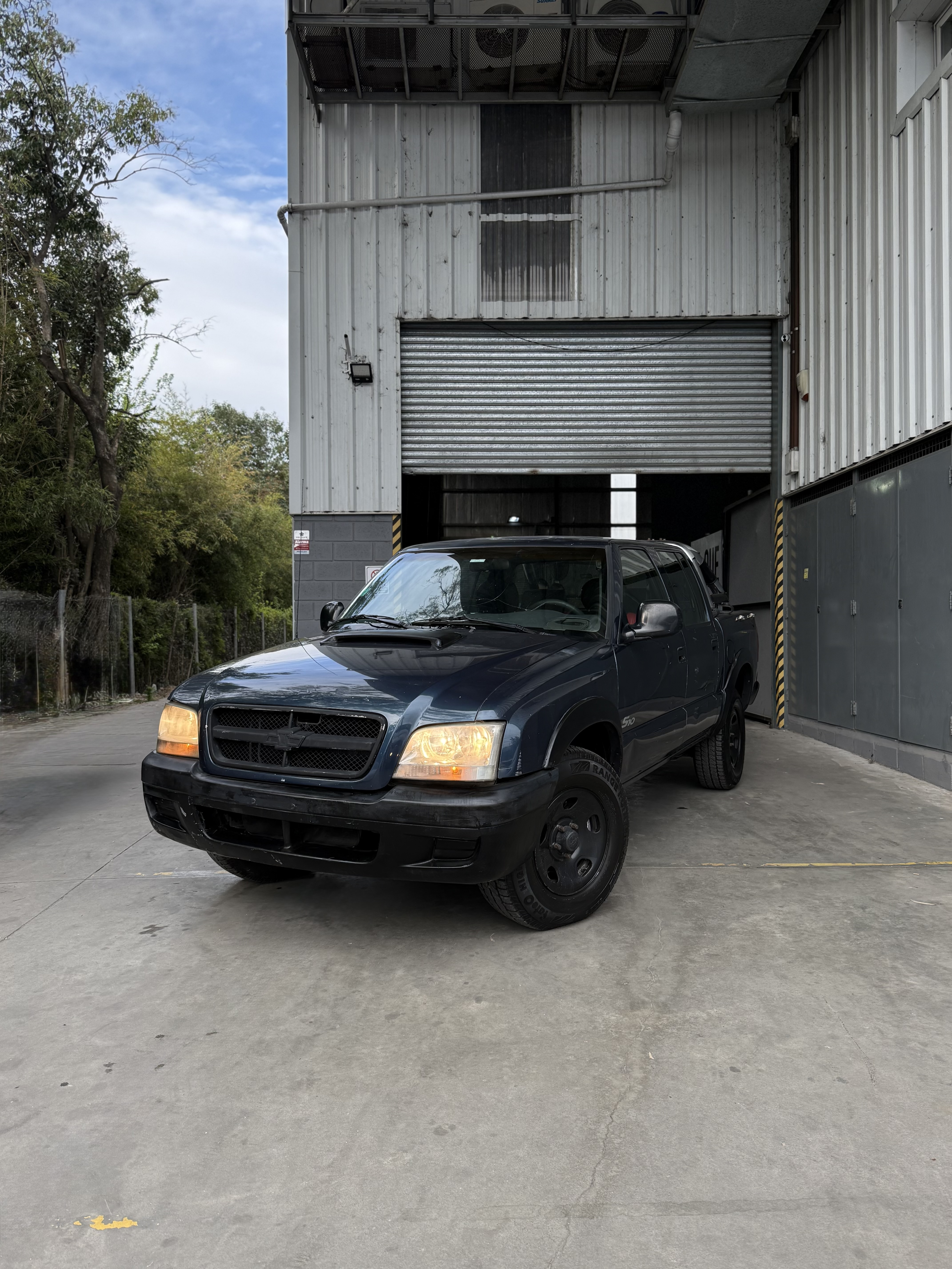 CHEVROLET S-10