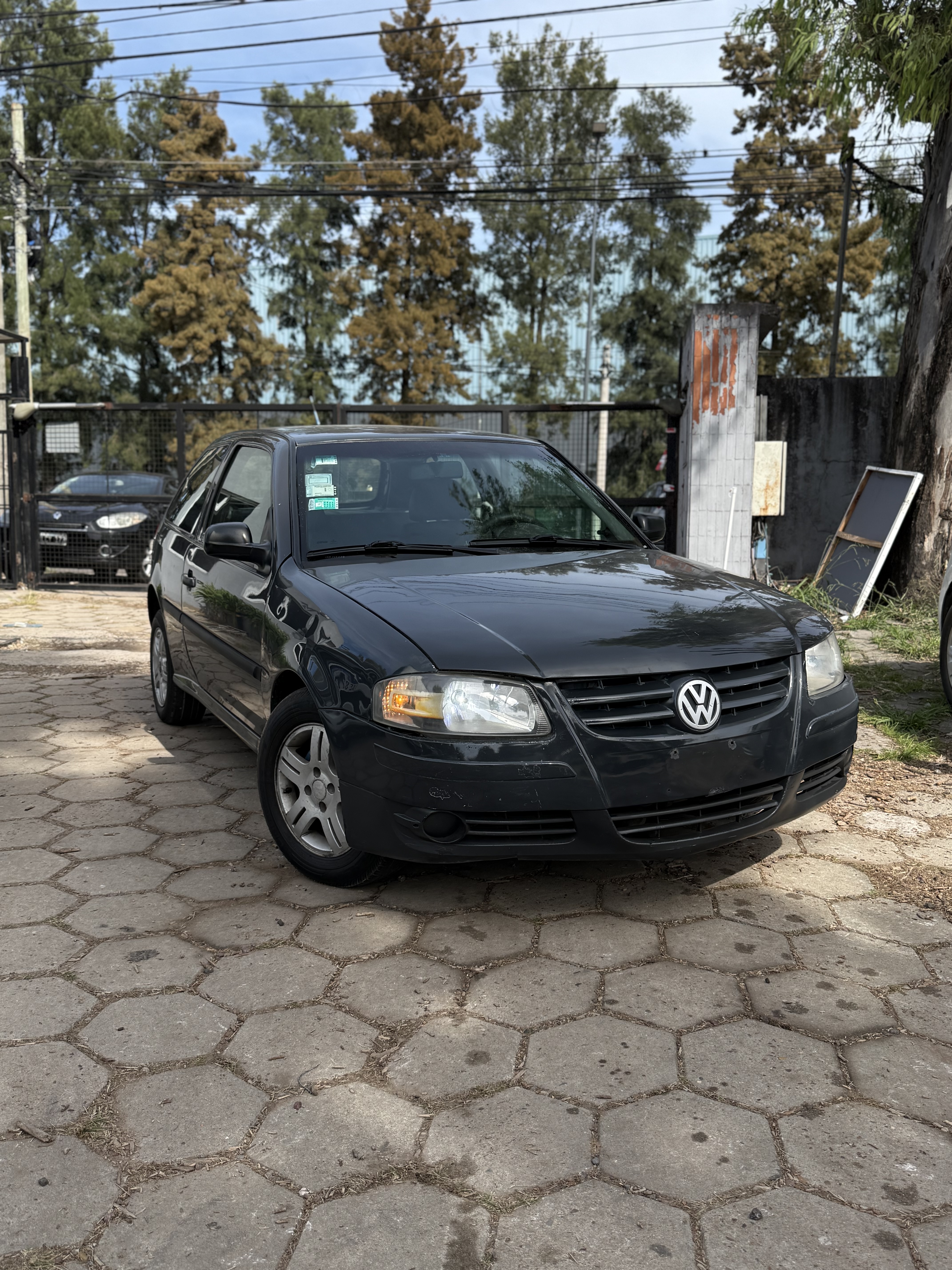 VOLKSWAGEN GOL