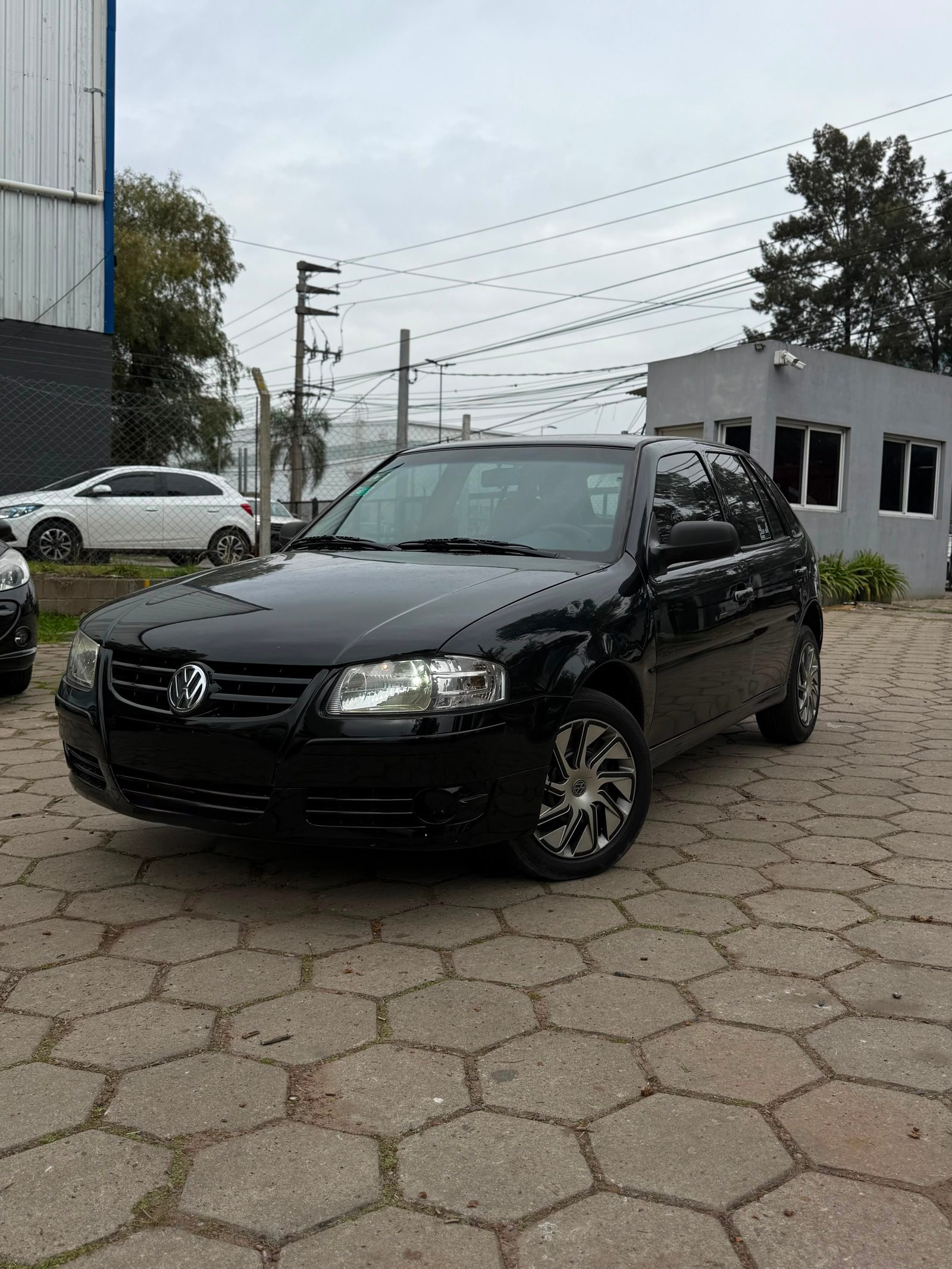 VOLKSWAGEN GOL