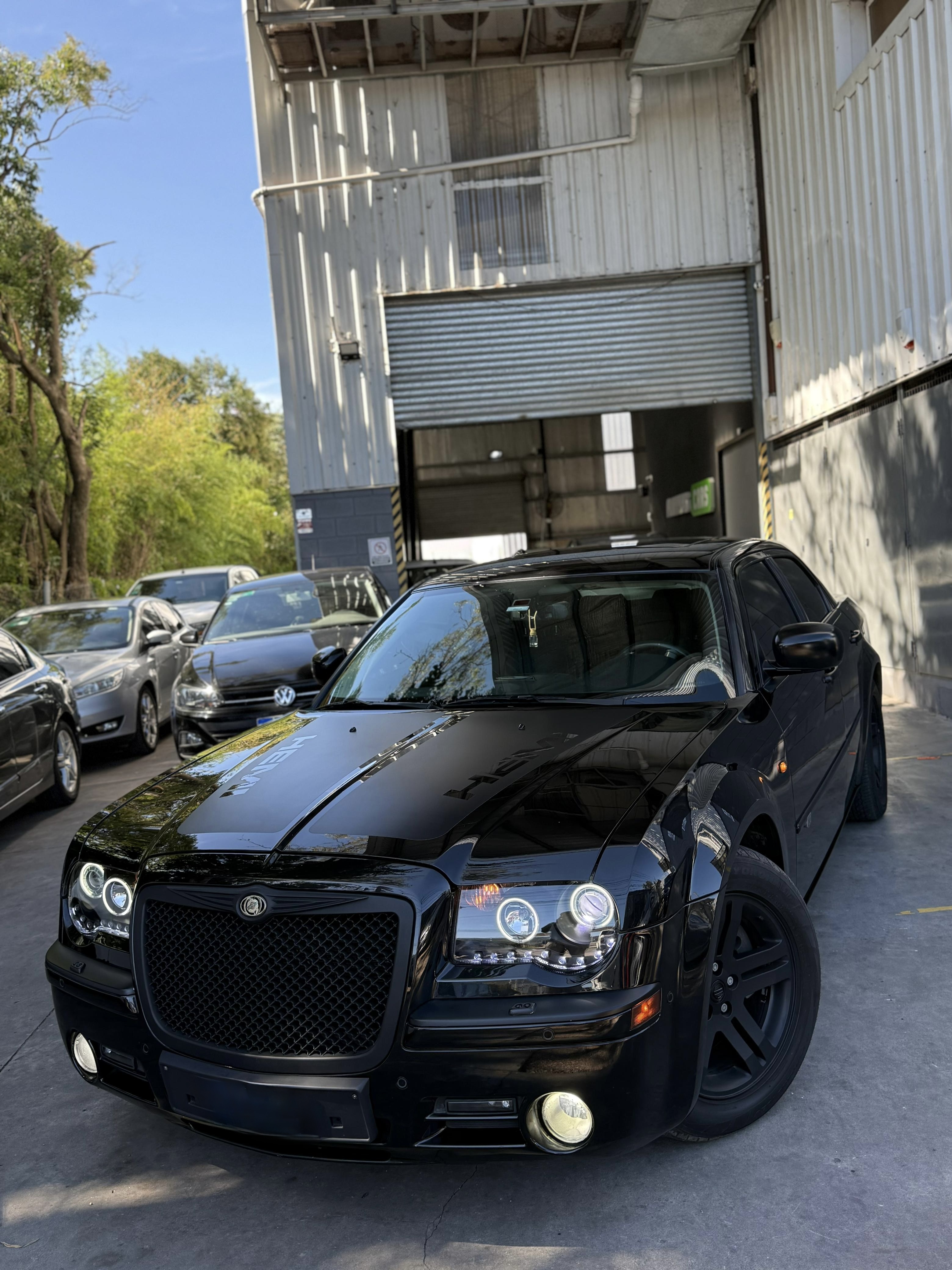 CHRYSLER 300