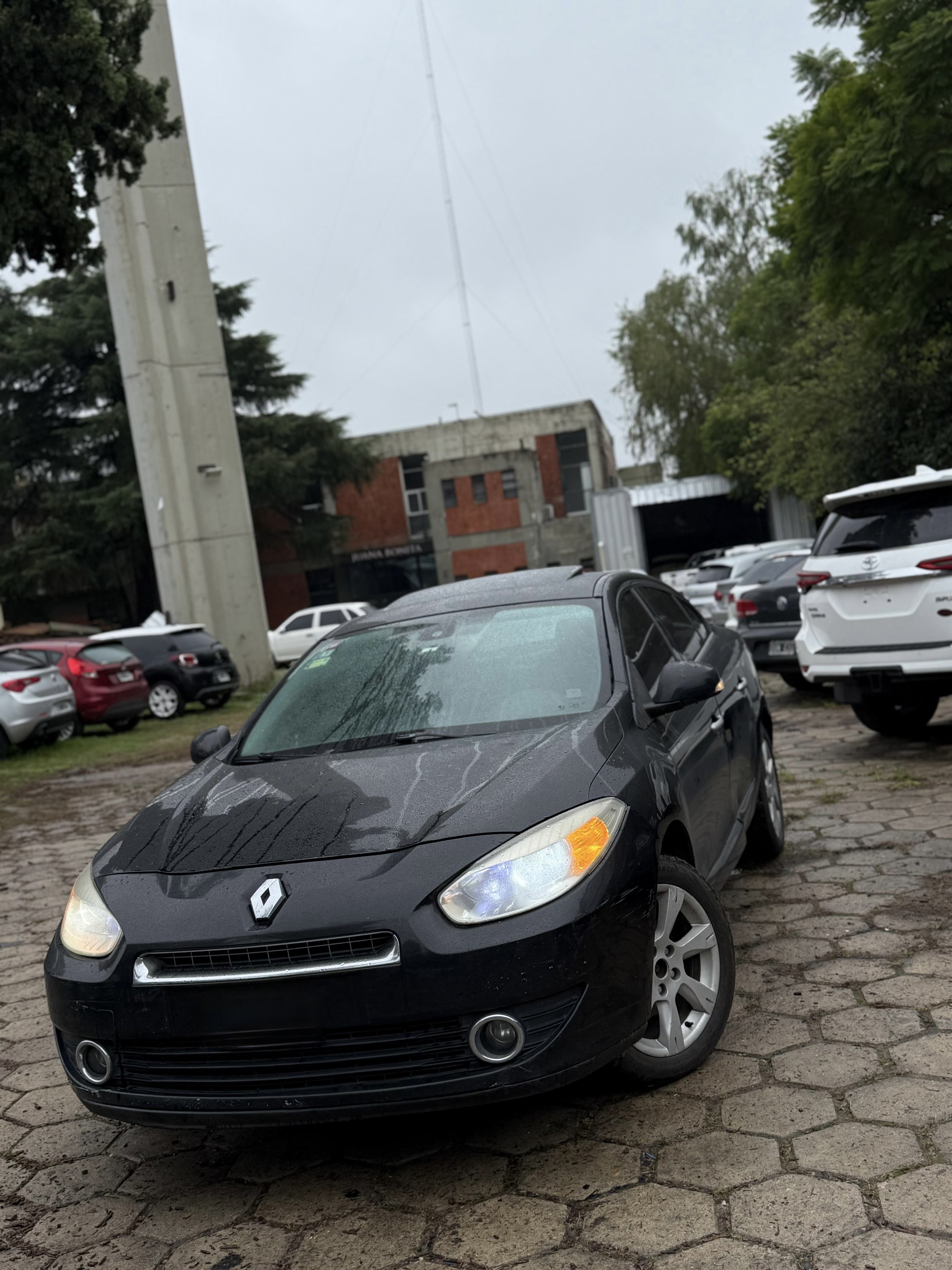 RENAULT Fluence