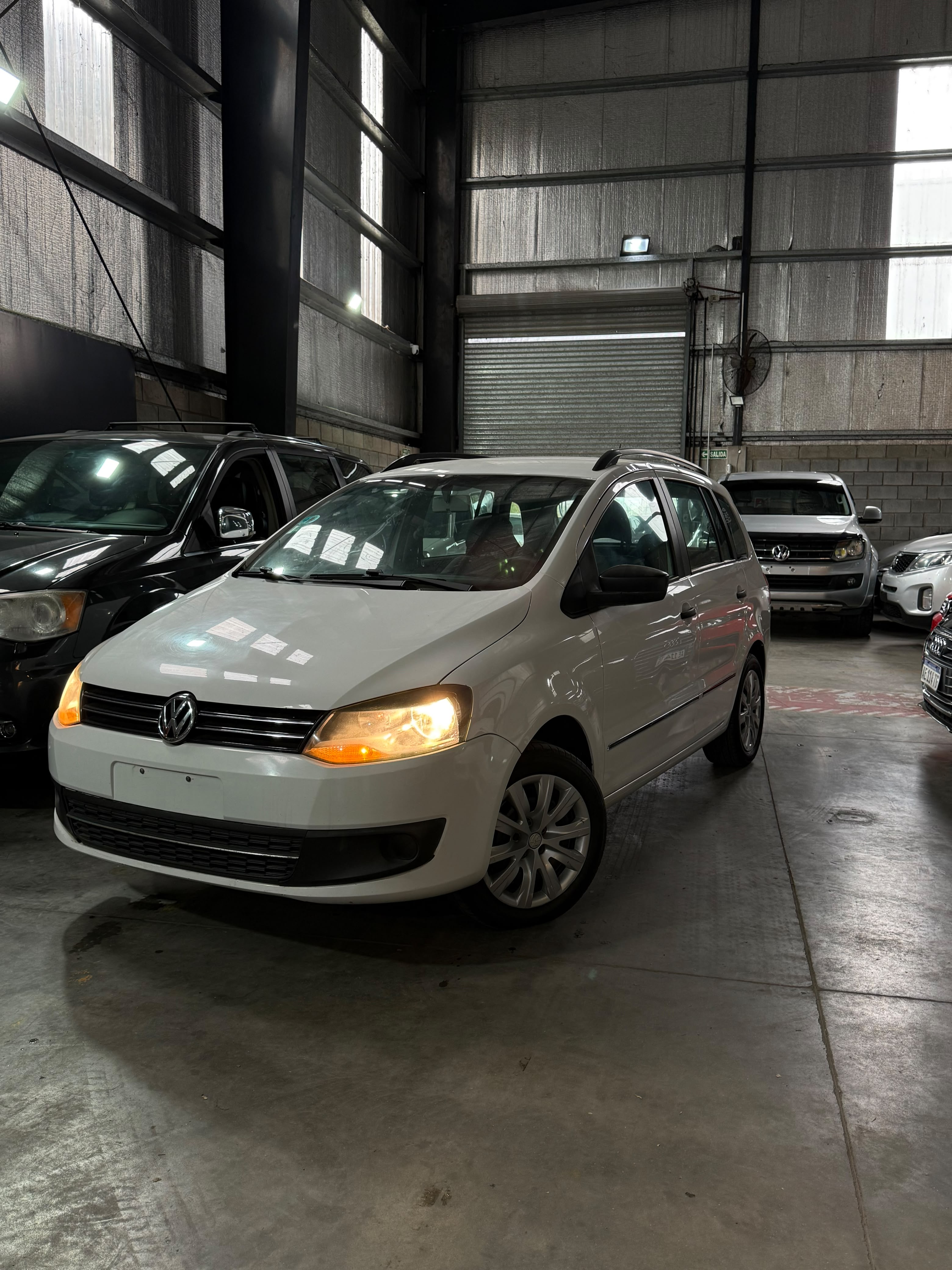 VOLKSWAGEN SURAN