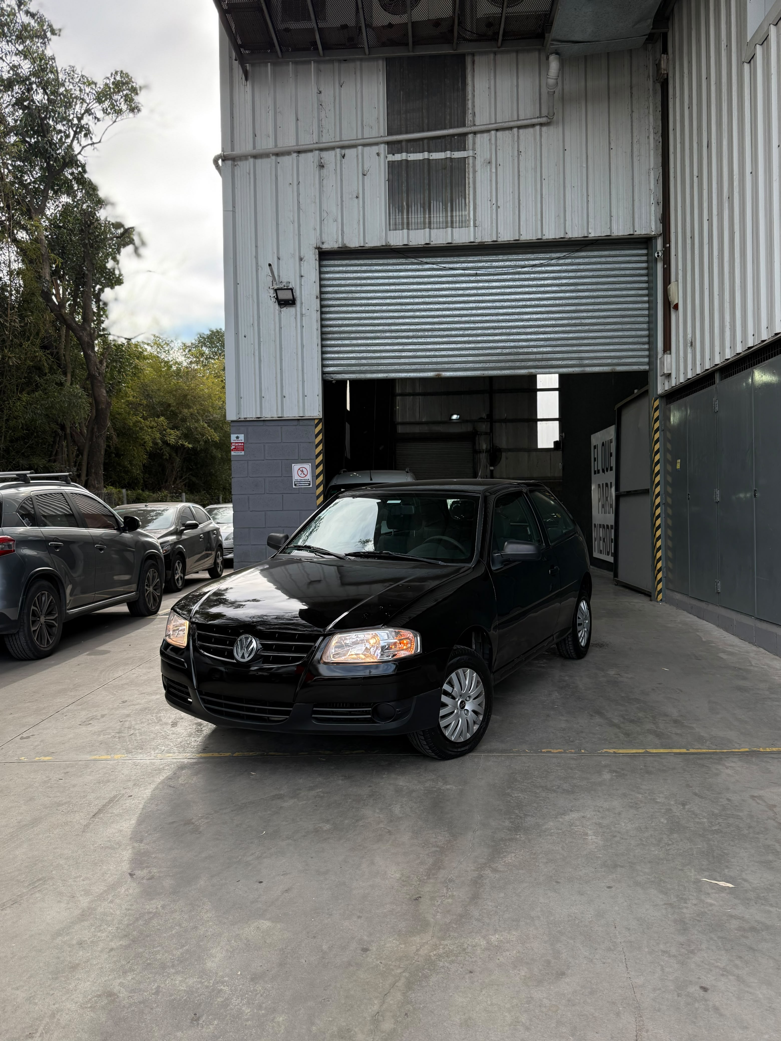 VOLKSWAGEN GOL