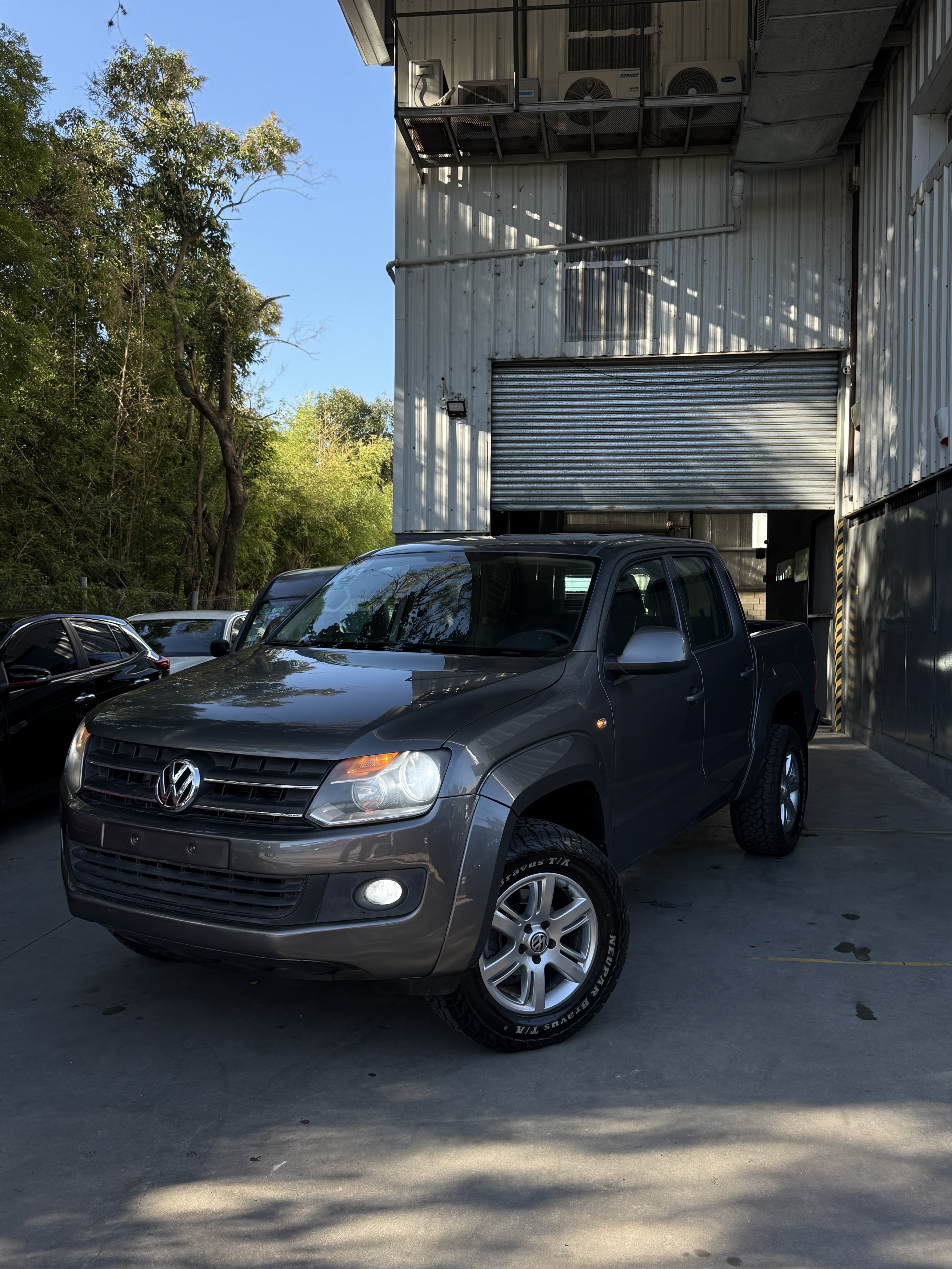 VOLKSWAGEN Amarok
